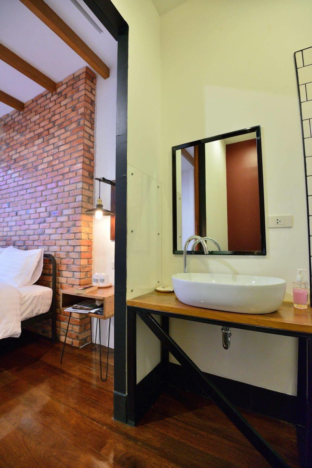 The Rommanee Classic Guesthouse Phuket Zewnętrze zdjęcie