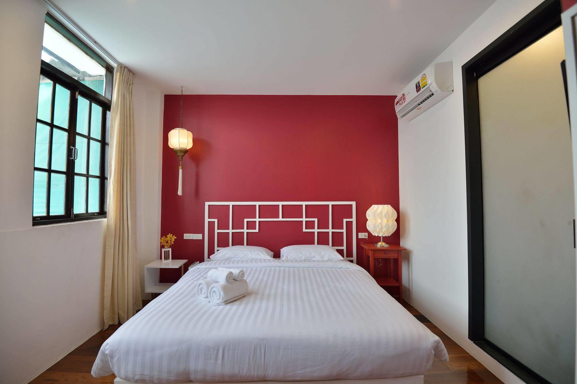 The Rommanee Classic Guesthouse Phuket Zewnętrze zdjęcie